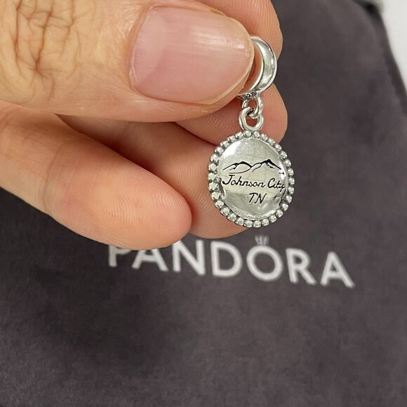 Pandora Johnson City Exclusive Dangle Charm Mountain Scene And Johnson City TN - Picture 1 of 4